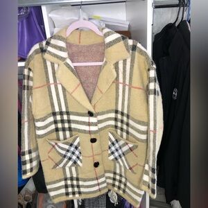 Cute cozy Cashmere feel fibers Nova check Tartan Plaid sweater. Size M/L